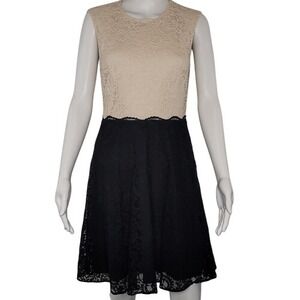 Betsey Johnson Cream & Black Lace‎ Short Sleeve Cocktail Dress